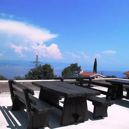 Διαμέρισμα Sea View With Terrace Kitchen *